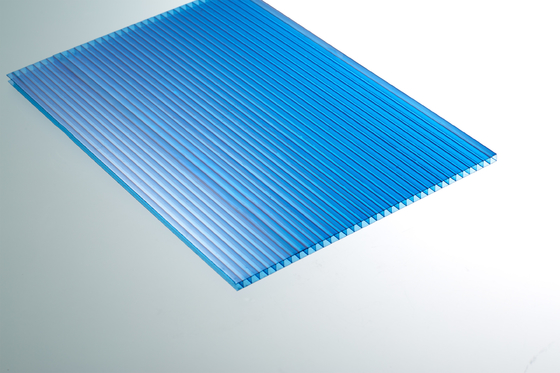 Il vario tetto del policarbonato di colori riveste i materiali 6mm * 2,1 * 11.8m di