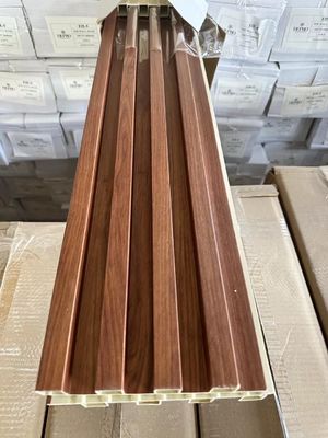 Dispositivi per la costruzione di pareti a sfondo con spessore di 23 mm