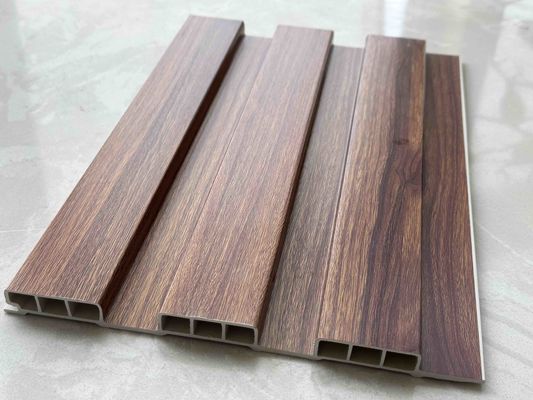 Pannello murale esterno in WPC con isolamento termico, facile installazione