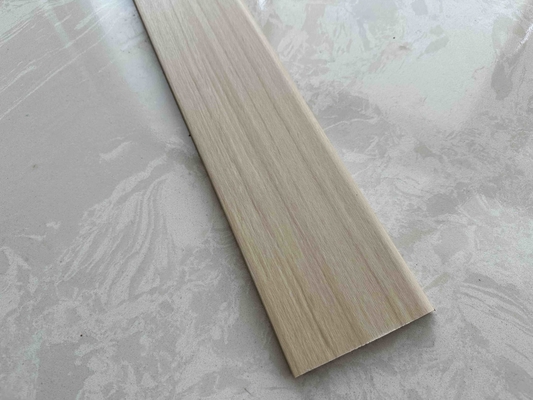 Antigraffi e flessibile PVC di colore legno per la protezione low-maintenance