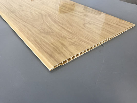 7Spessore.5 mm Pannelli in legno in PVC resistenti alla corrosione per soffitti / pareti Rivestimenti di soffitto in PVC giallo