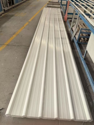 T1130 lamiera grecata per tetto in UPVC colore bianco lastre per tetti multistrato in UPVC durevoli tetto in plastica UPVC ecologico fornitore di pannelli per tetti ondulati