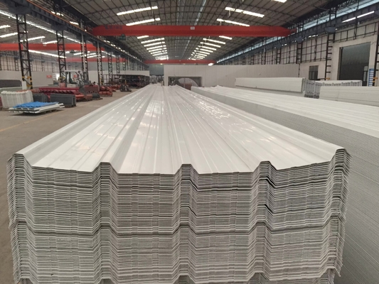 Materiale per coperture di magazzini: lastre in UPVC da 2 mm, tegole in UPVC per coperture di fabbriche, lunga durata, lamiera ondulata in PVC bianca