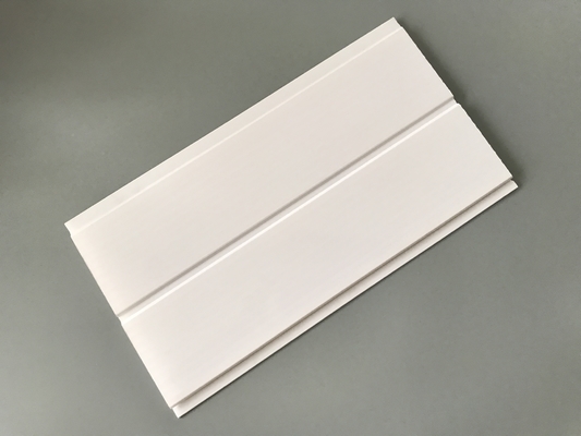 Pannelli di parete bianchi normali del PVC di bianco, incorniciatura resistente dell'umidità per i bagni