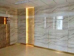 Colore di marmo esteriore impermeabile solido dei pannelli di parete del bagno del PVC del rivestimento UV
